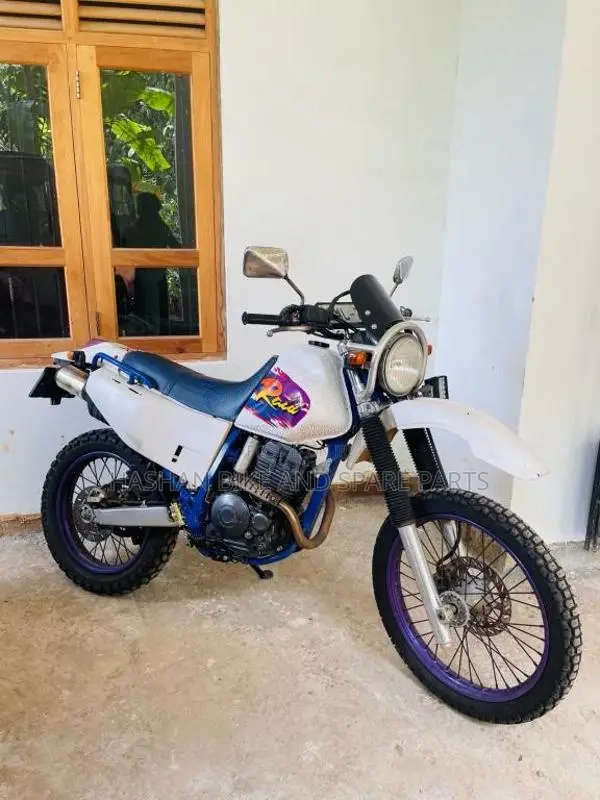 Yamaha TTR 250 2005 Motorbike (Used)