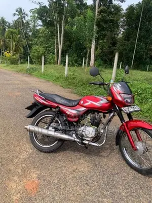 Bajaj CT-100 2010 Motorbike (Used)