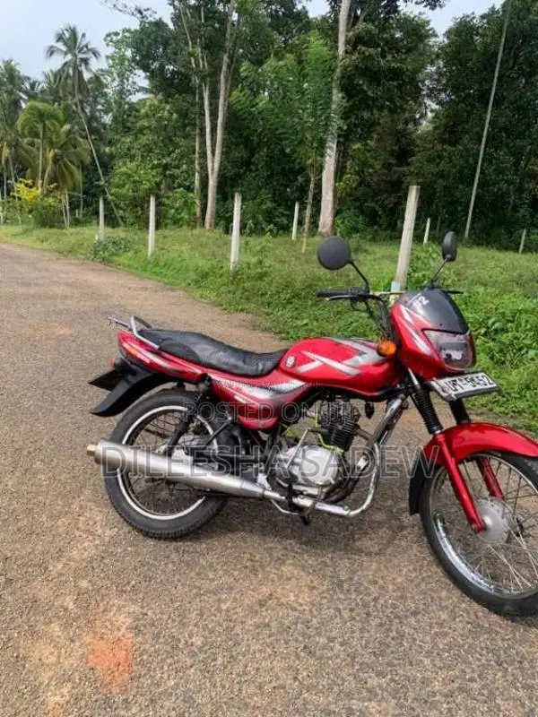 Bajaj CT-100 2010 Motorbike (Used)