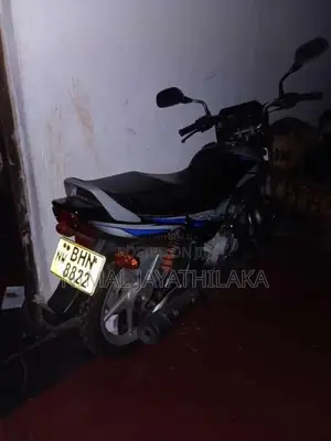 Bajaj CT-100 2018 motorcycle (Used)