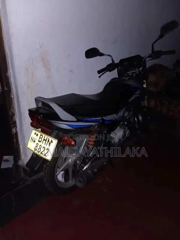 Bajaj CT-100 2018 motorcycle (Used)