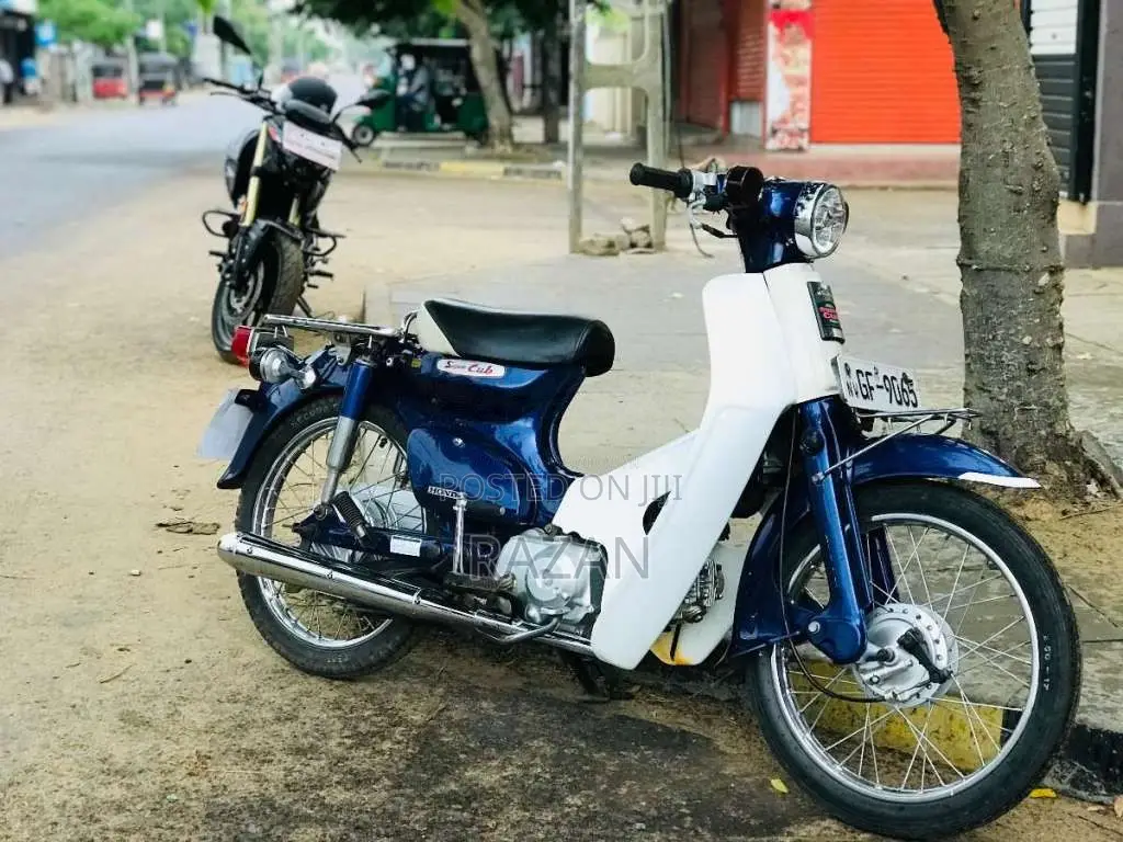 Honda C90 1998 Motorbike (Used)