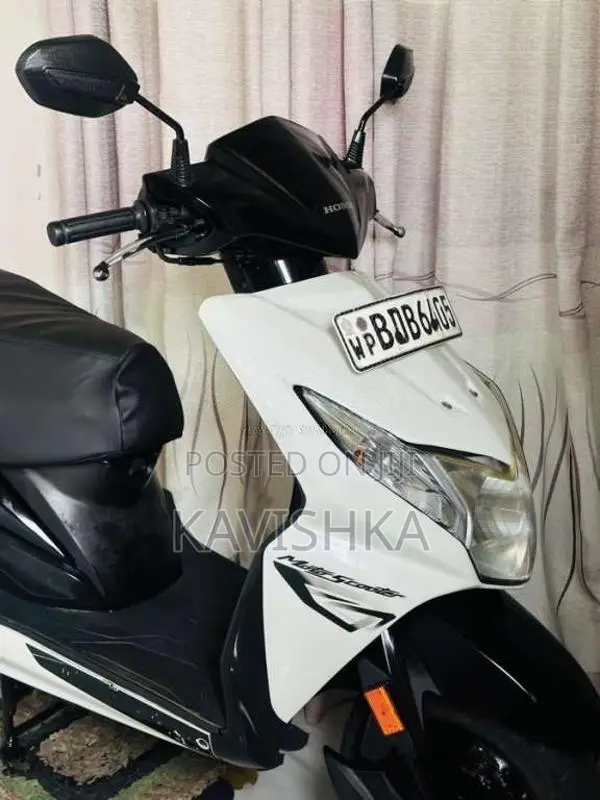 Honda Dio 2015 Motorbike (Used)