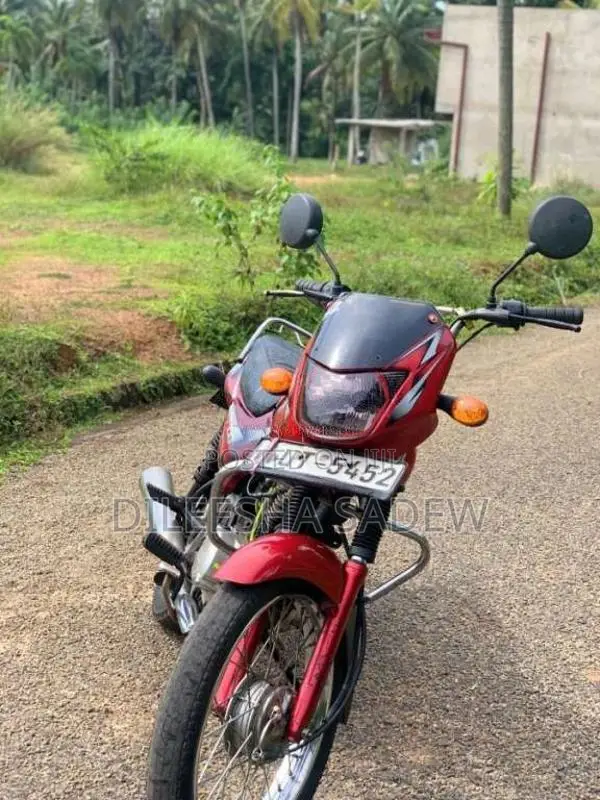 Bajaj CT-100 2010 Motorbike (Used)