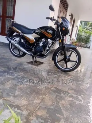 Yamaha YBR 100 2015 Motorbike (Used)