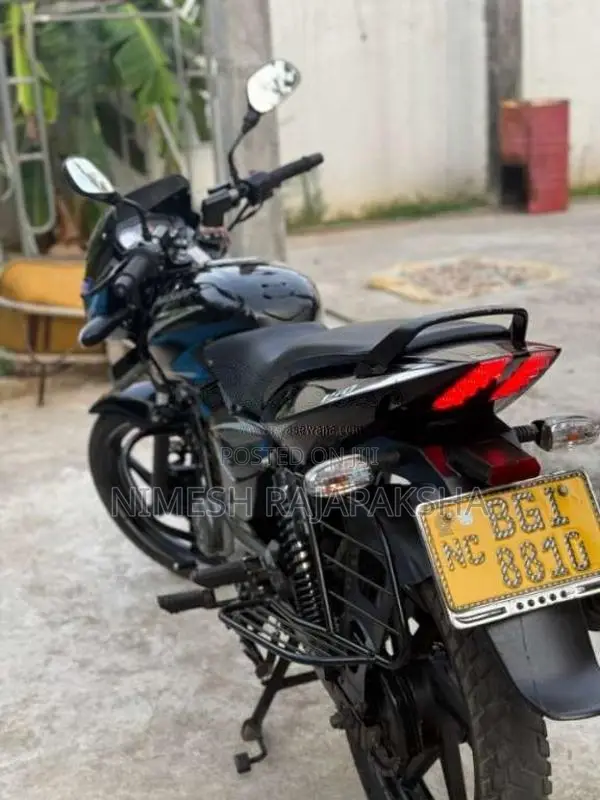 Bajaj Pulsar 150 2018 motorcycle (Used)
