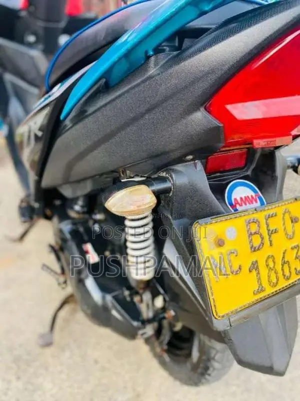Yamaha Zr 2018 Motorbike (Used)