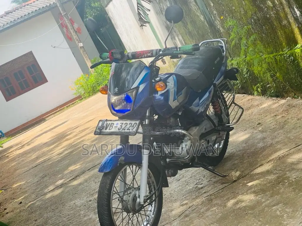 Bajaj CT-100 2009 Motorbike (Used)