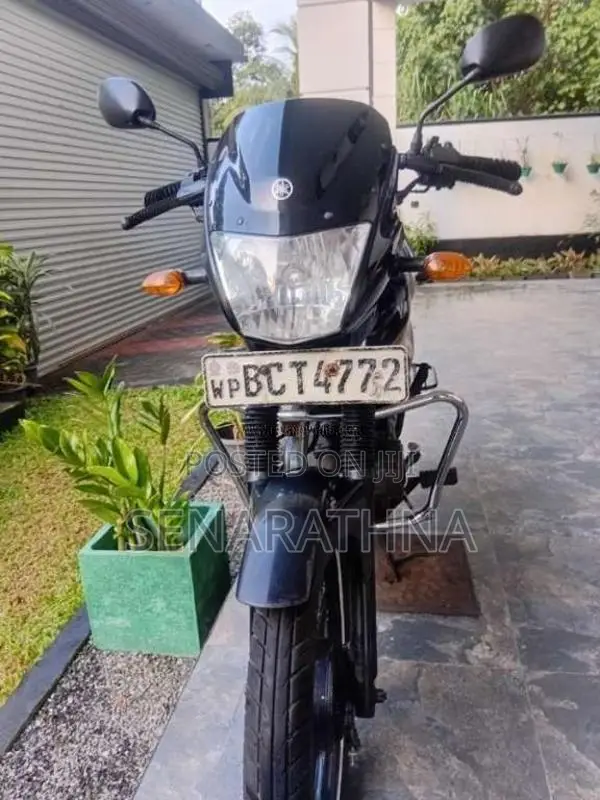 Yamaha YBR 100 2015 Motorbike (Used)