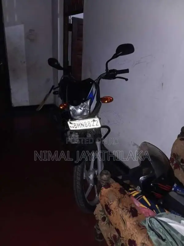 Bajaj CT-100 2018 motorcycle (Used)