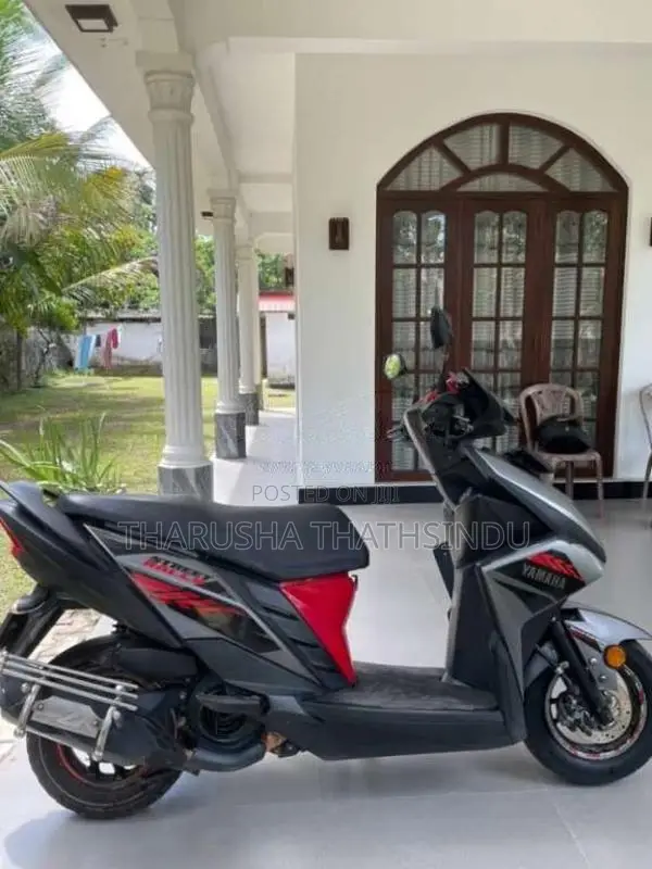 Yamaha ZR 2018 Motorbike (Used)