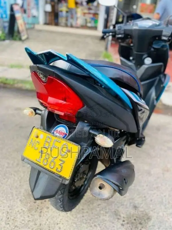 Yamaha Zr 2018 Motorbike (Used)