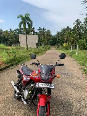 Bajaj CT-100 2010 Motorbike (Used)