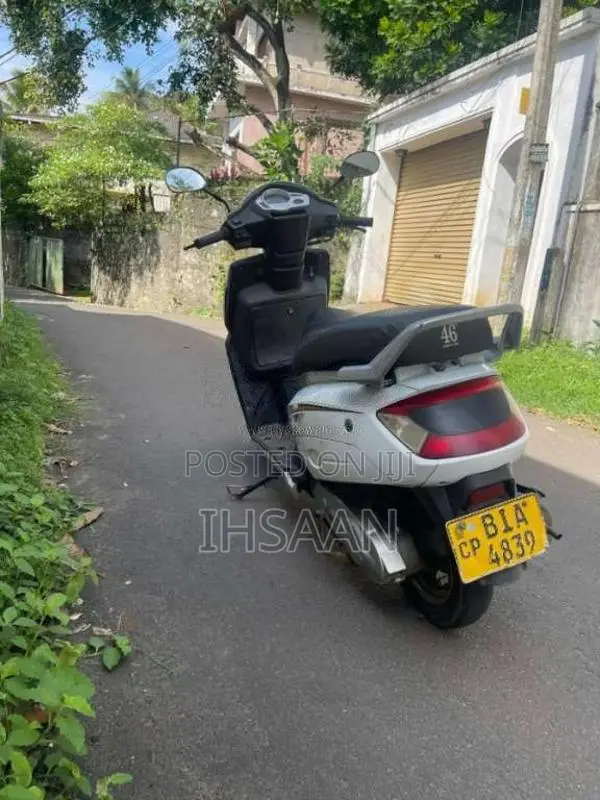 Mahindra Gusto 2019 Motorbike (Used)