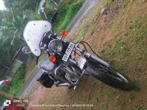 Suzuki GN125 1989 Motorbike (Used)