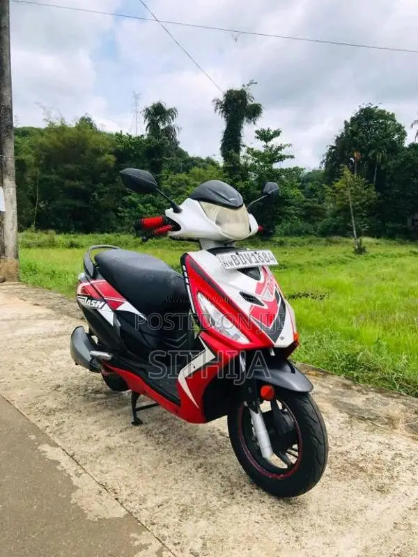 Hero Dash 2016 Motorbike (Used)