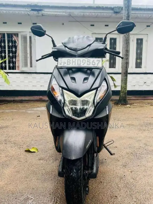 Honda Dio 2018 Motorbike (Used)