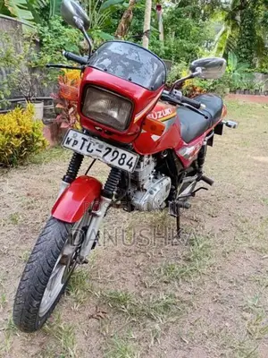 Suzuki GN125 2002 Motorbike (Used)