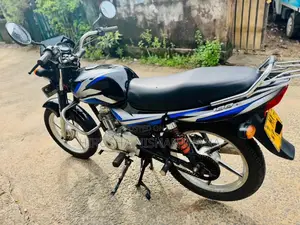 Bajaj CT-100 2006 Motorbike (Used)