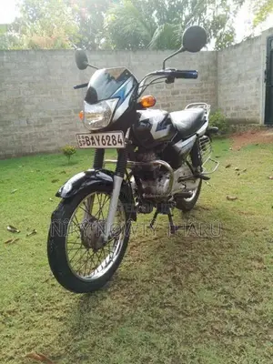 Bajaj CT-100 2014 Motorbike (Used)