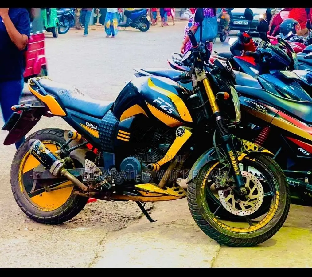 Yamaha FZ-S 2009 Motorbike (Used)