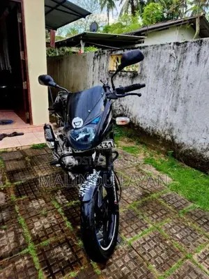 Bajaj Pulsar 2016 Motorbike (Used)