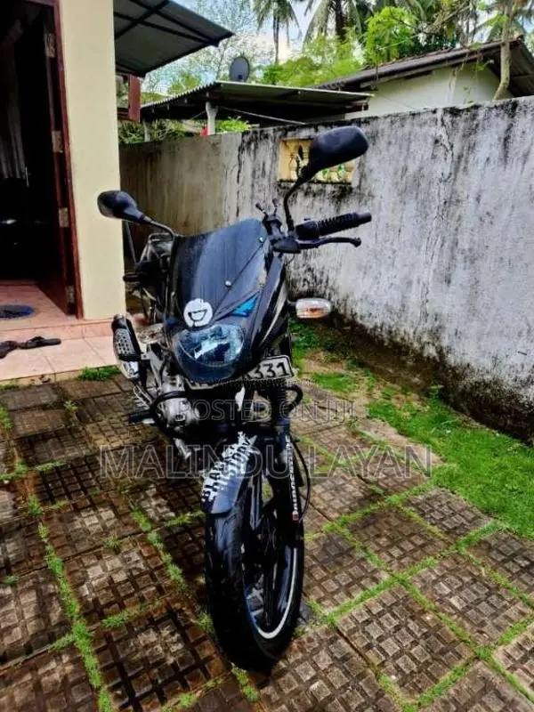 Bajaj Pulsar 2016 Motorbike (Used)