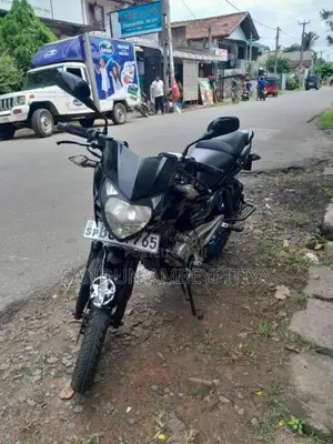 Bajaj Pulsar 2015 Motorbike (Used)
