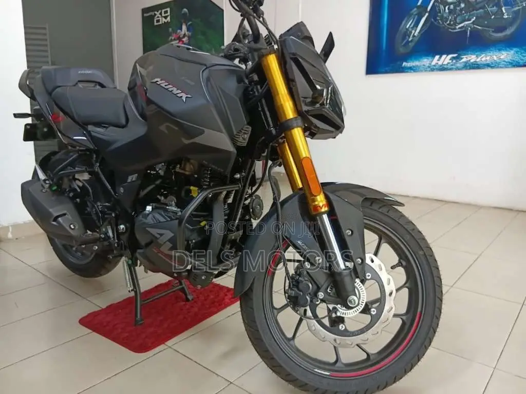Hero Hunk 160 2026 Motorbike Brand New