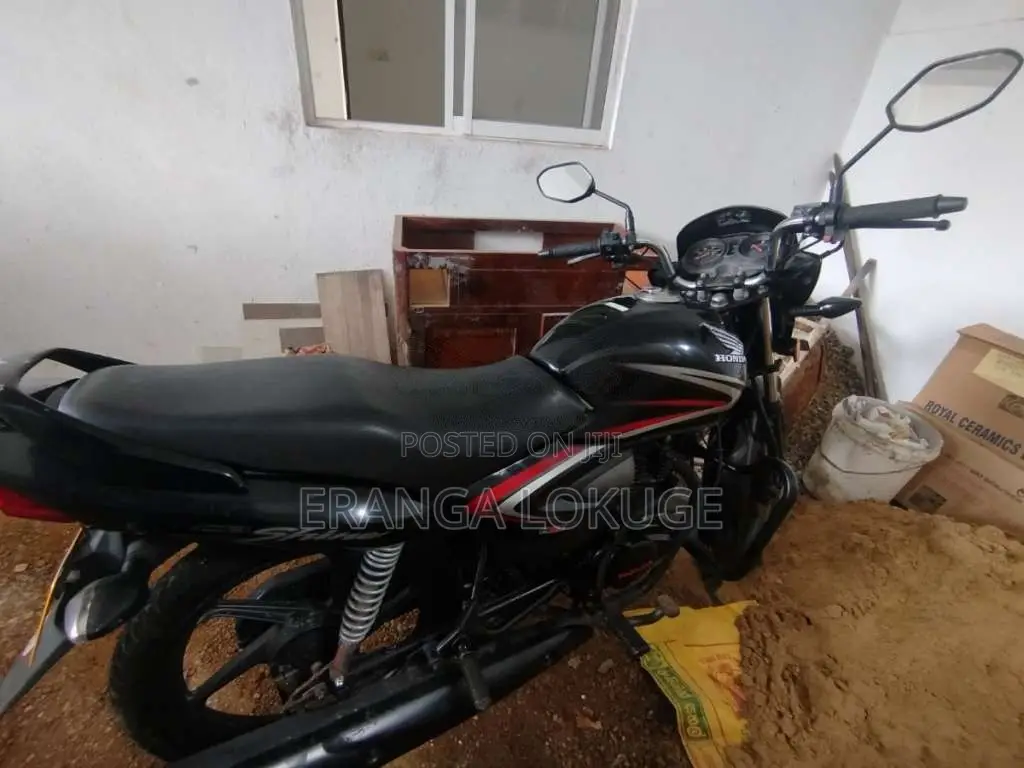 Honda CB 125 2017 Motorbike (Used)
