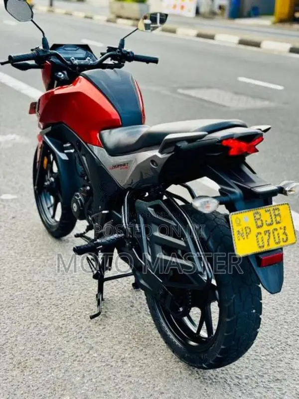 Honda Cb Hornet 2021 Motorbike (Used)