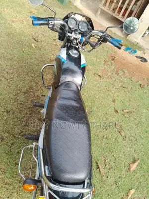 Bajaj CT-100 2014 Motorbike (Used)