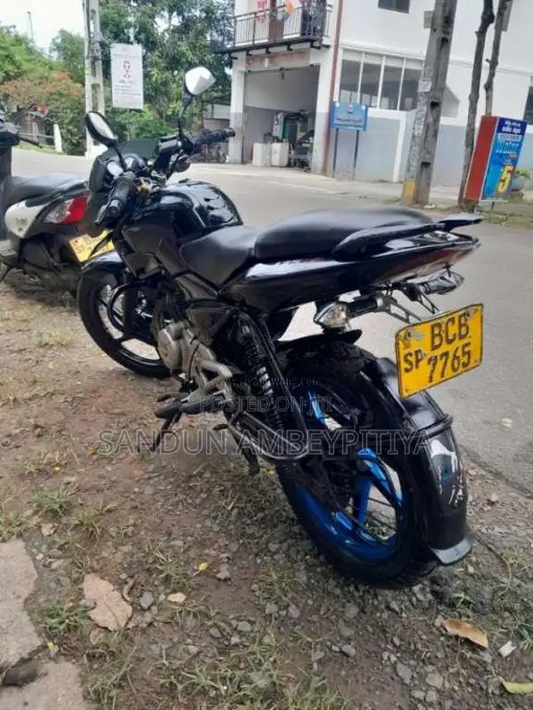 Bajaj Pulsar 2015 Motorbike (Used)