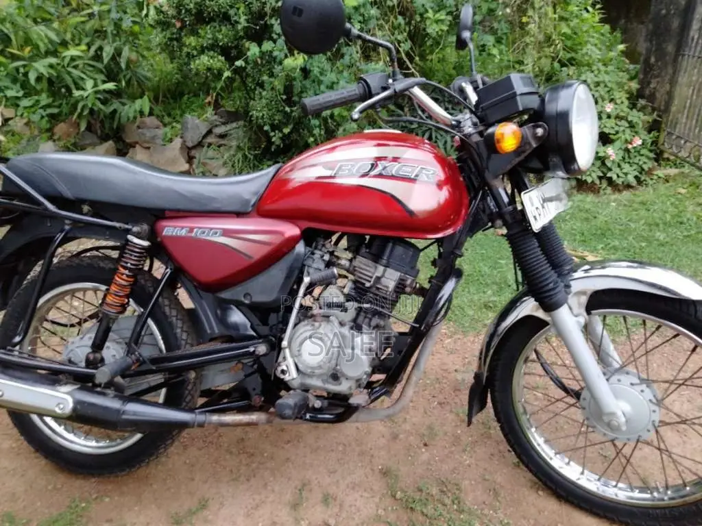 Bajaj Boxer 2012 Motorbike (Used)