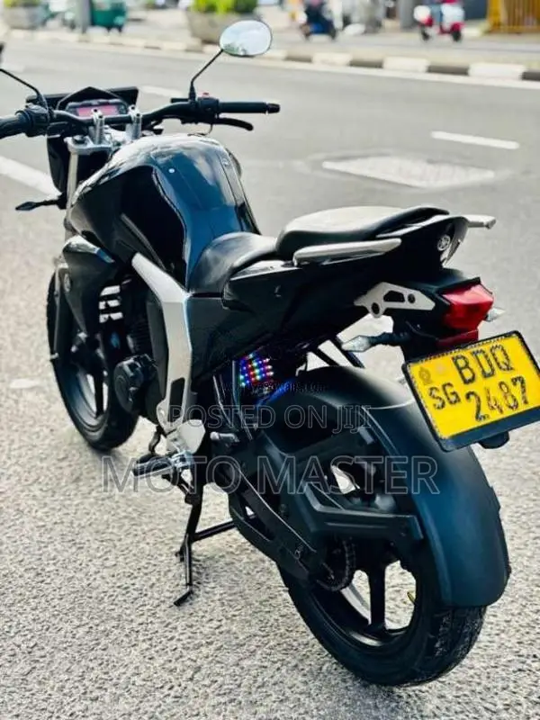 Yamaha FZ 2016 Motorbike (Used)