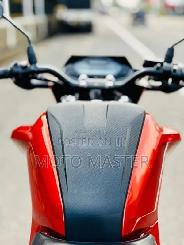 Honda Cb Hornet 2021 Motorbike (Used)