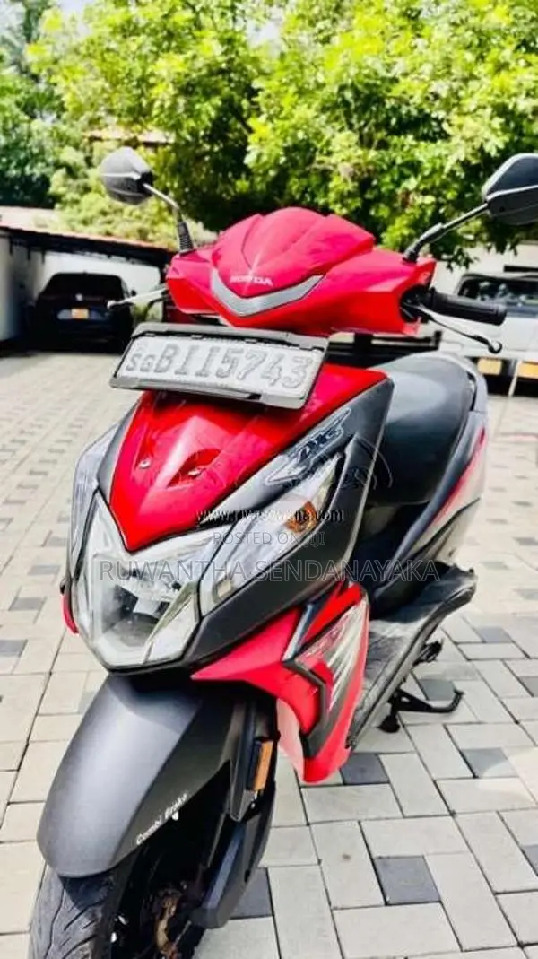 Honda Dio 2019 Motorbike (Used)