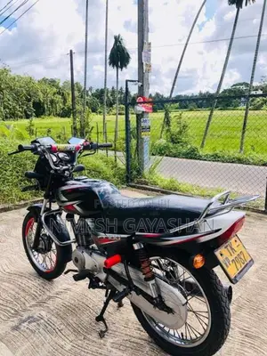 Bajaj CT-100 2007 Motorbike (Used)