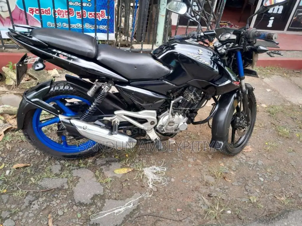 Bajaj Pulsar 2015 Motorbike (Used)
