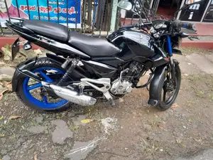 Bajaj Pulsar 2015 Motorbike (Used)