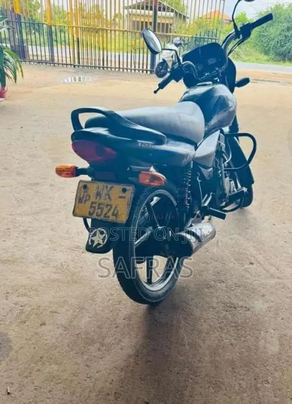 Bajaj Platina 2011 Motorbike (Used)
