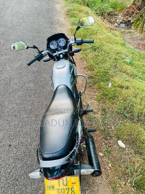 Bajaj Platina 2007 Motorbike (Used)