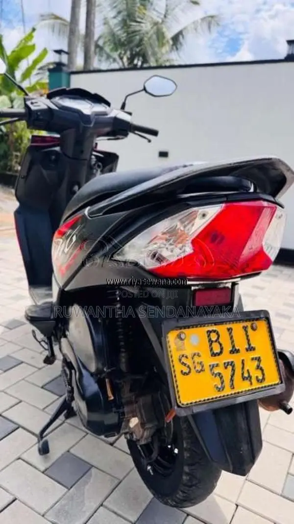 Honda Dio 2019 Motorbike (Used)