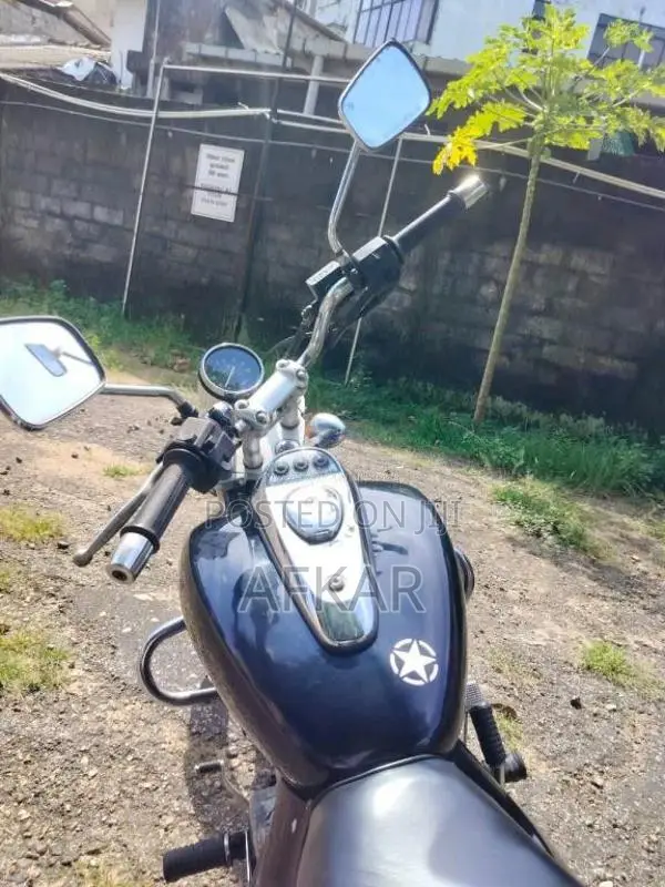 Bajaj Avenger 2006 Motorbike (Used)