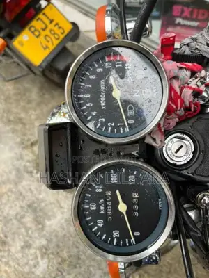 Suzuki GN125 2016 motorcycle (Used)