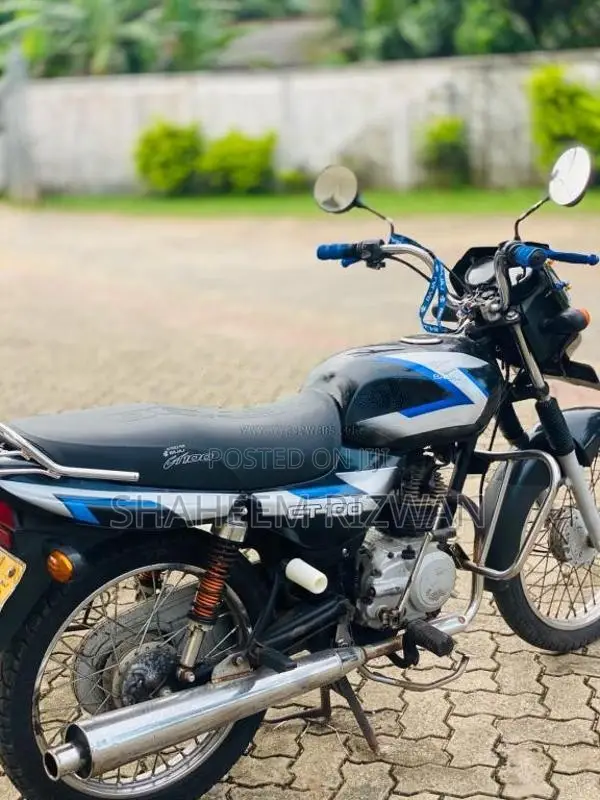 Bajaj CT-100 2011 Motorbike (Used)