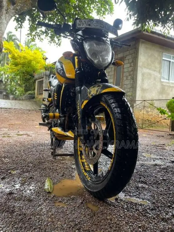 Yamaha FZ-S 2009 Motorbike (Used)