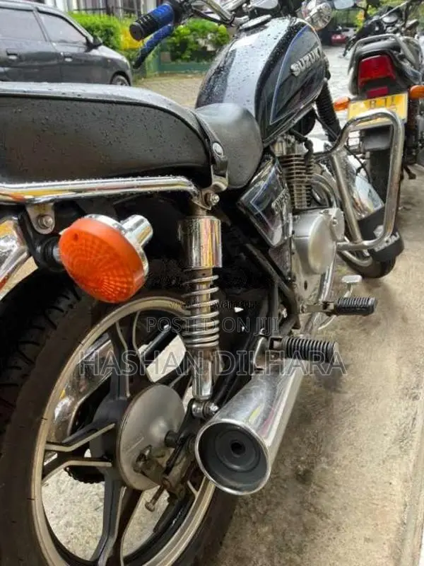 Suzuki GN125 2016 motorcycle (Used)