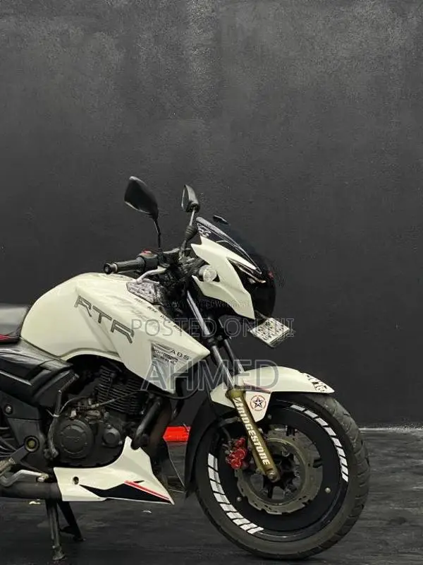 TVS Apache 2015 Motorbike (Used)