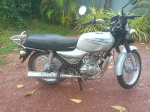 Bajaj Boxer 2003 Motorbike (Used)